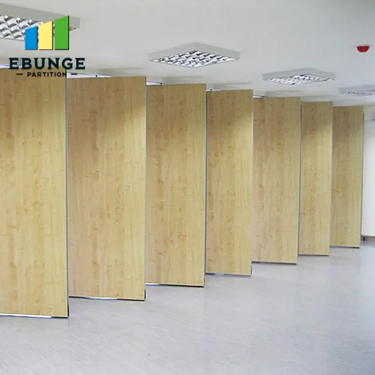acoustic partition wall in a hospital consultation room providing privacy