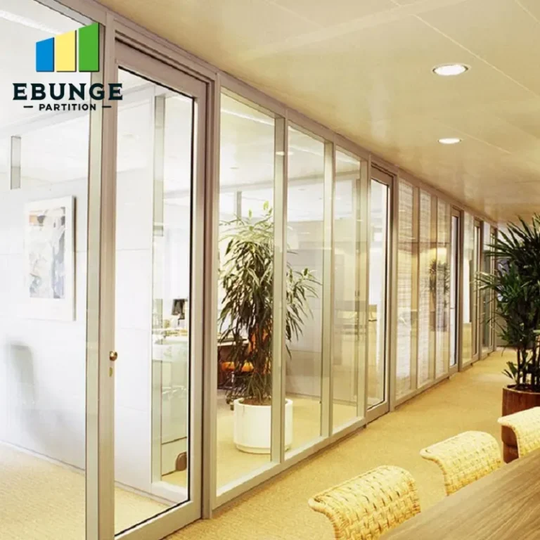 movable partition wall in a restaurant private room