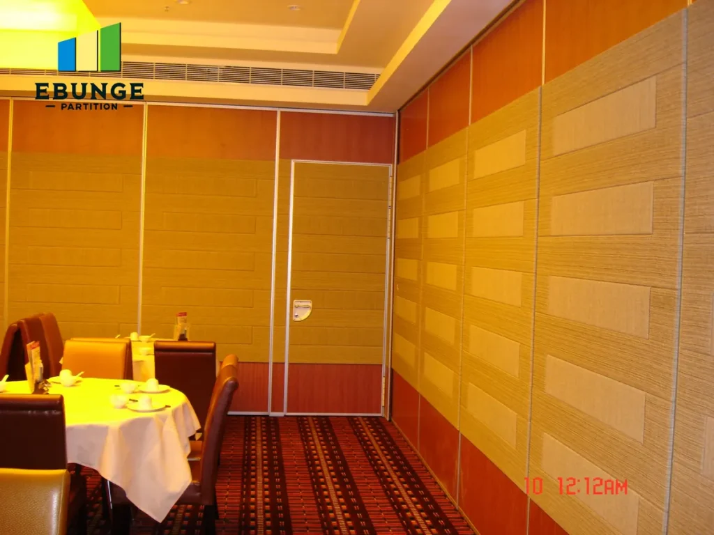 movable partition wall in hotel banquet hall