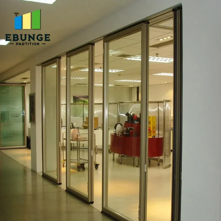folding acoustic partitions in restaurant private room