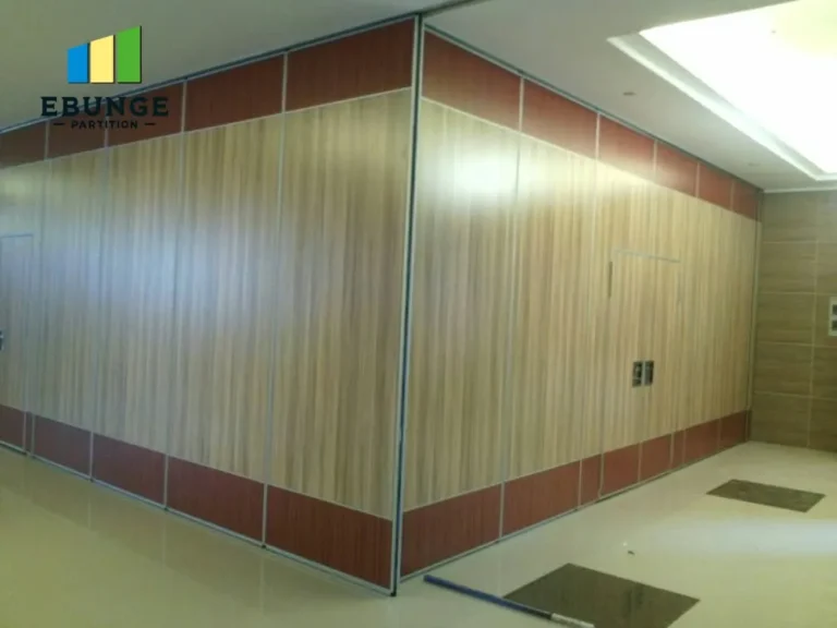 movable walls for art galleries panel stacking layout