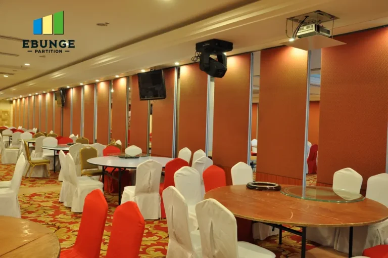 exhibition hall with movable partition wall installed