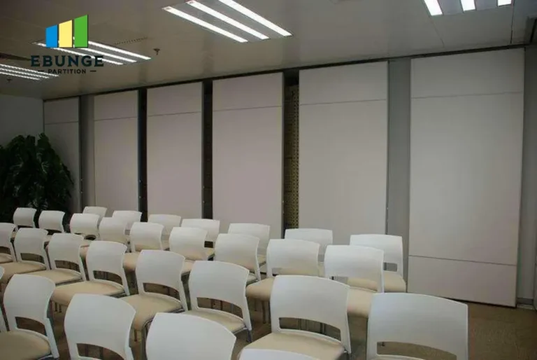 installation process of folding partition wall in a restaurant