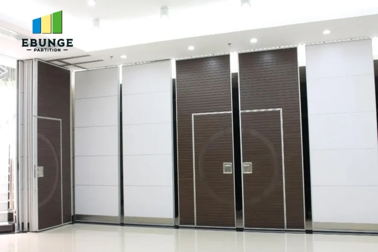 movable partition wall with door in a hospital consultation room