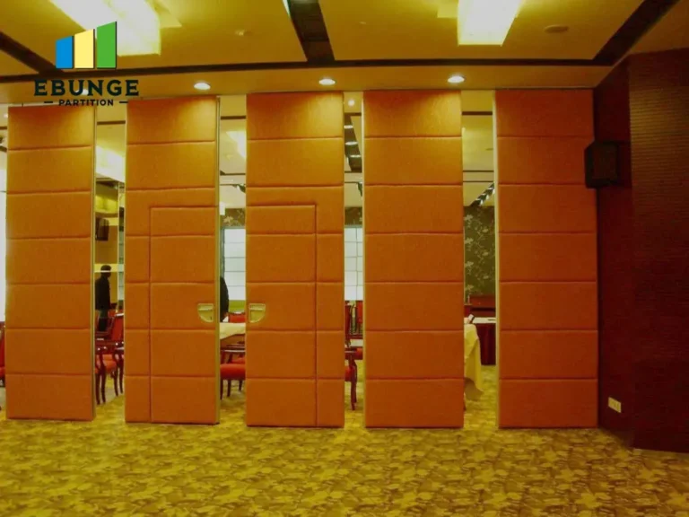 installation process of top-hung movable partitions