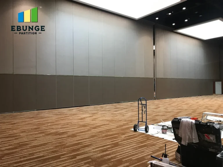 movable walls for gallery for hotel ballroom