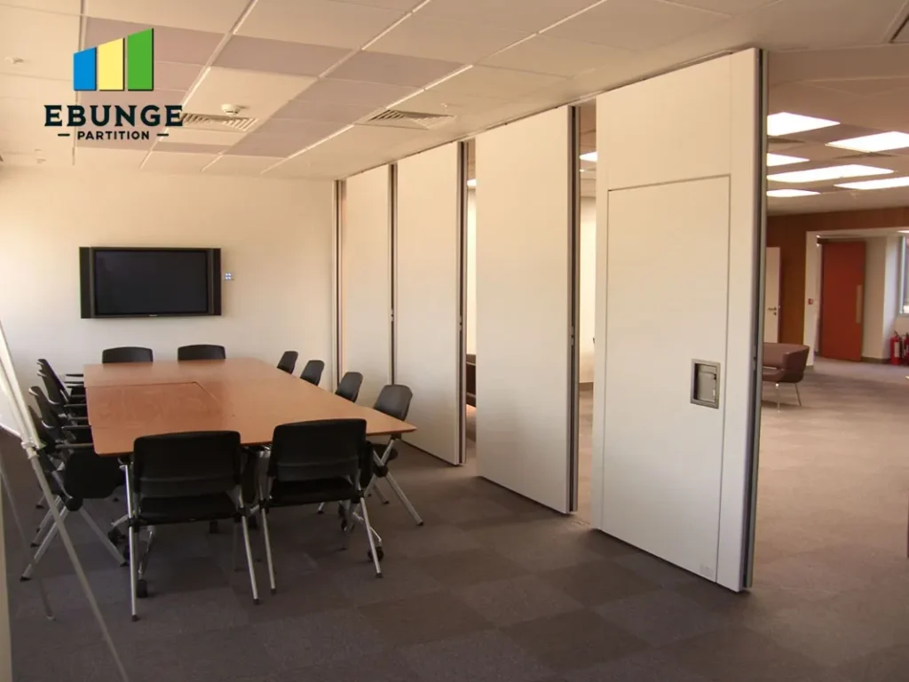 movable partition suppliers in uae for hotel ballroom