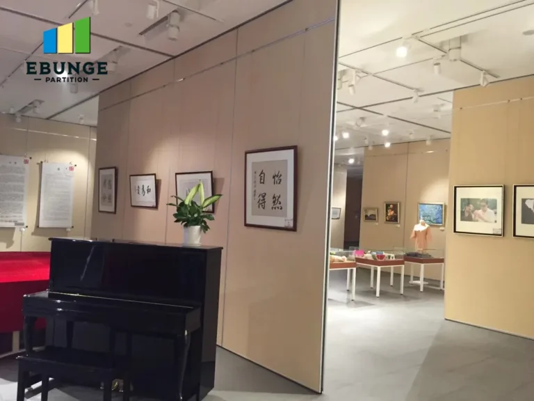 architect assessing movable partition supplier for training center