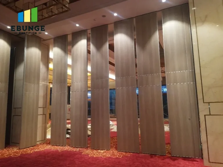 movable partition drawing review panel stacking layout