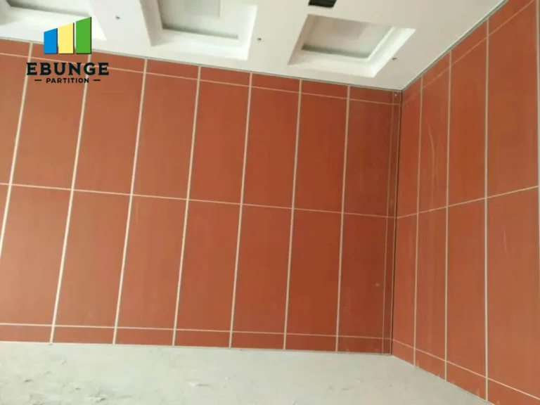 sliding partition wall with door in modern exhibition hall